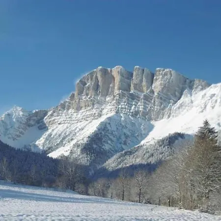 Petit Mansarde 18 M2 Avec Piscine Gratuite *