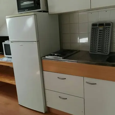 Petit Mansarde 18 M2 Avec Piscine Gratuite Lejlighed *