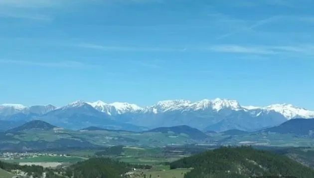 Appartement Mansardé 18 M2 Climatisé Avec Piscine Privée